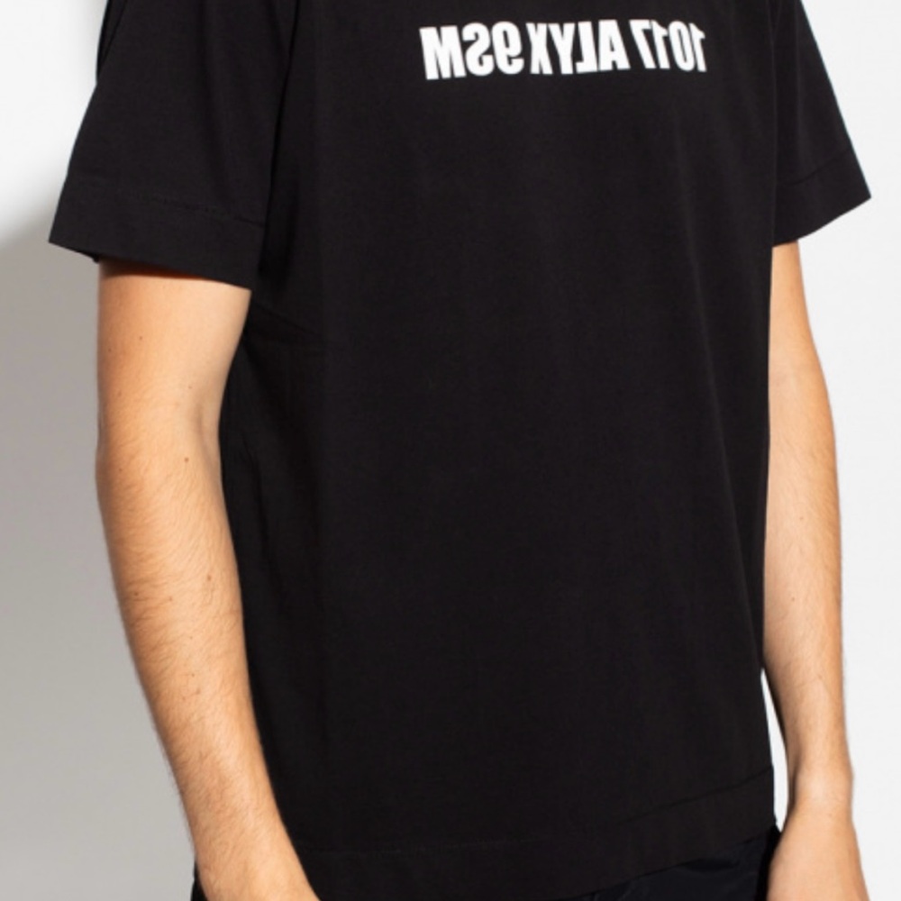 1017 ALYX 9SM Black and White Short Sleeve Tee